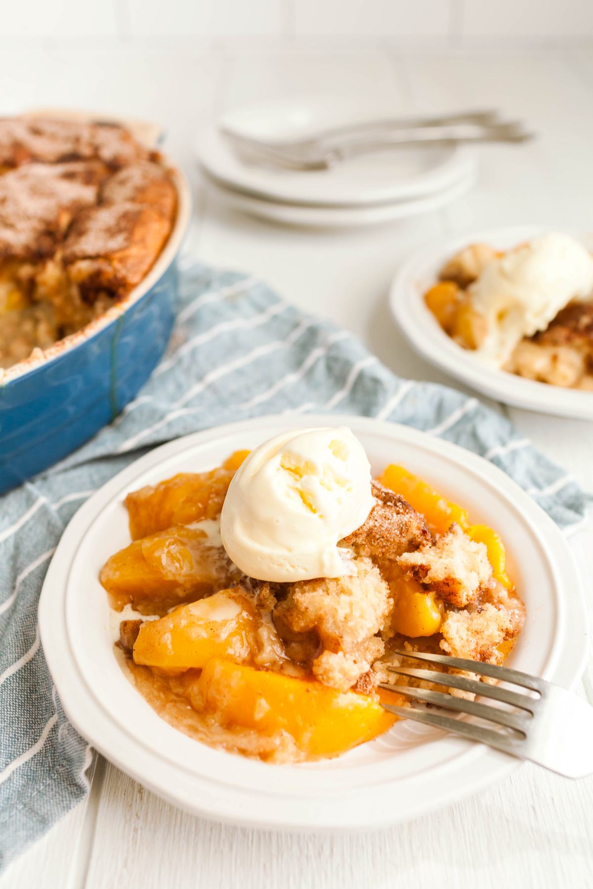 Easy Peach Cobbler